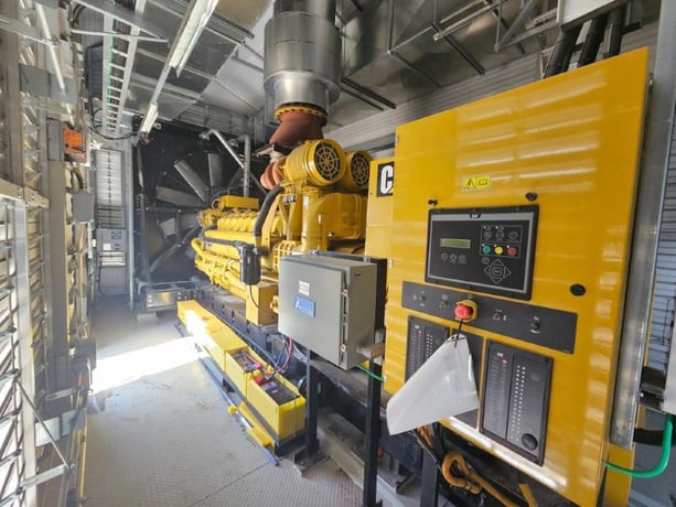 3100 KW Caterpillar #C175-16, diesel generator set, open-skid, 4160 Volts, 2015, new surplus - Image 5