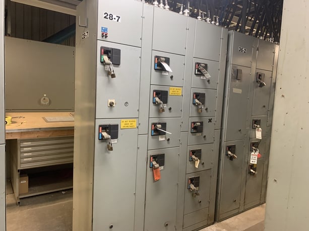Westinghouse, five star double-sided mo, 23 Buckets, 1000 Amps, 600 V, 3 phase, 3 W., 1988 - Image 5
