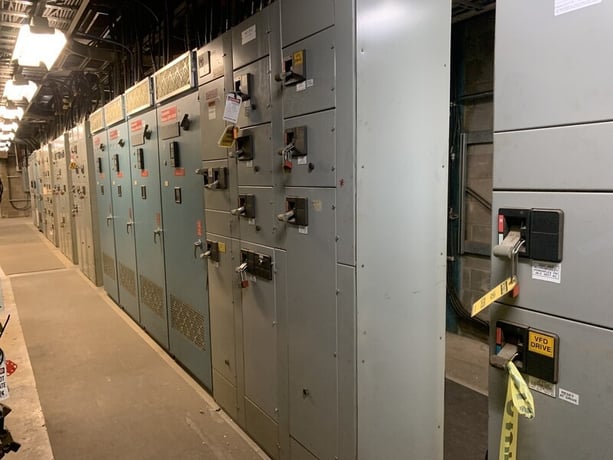 Westinghouse, five star double-sided mo, 15 Buckets, 1000 Amps, 600 V, 3 phase, 3 W., 1988 - Image 1