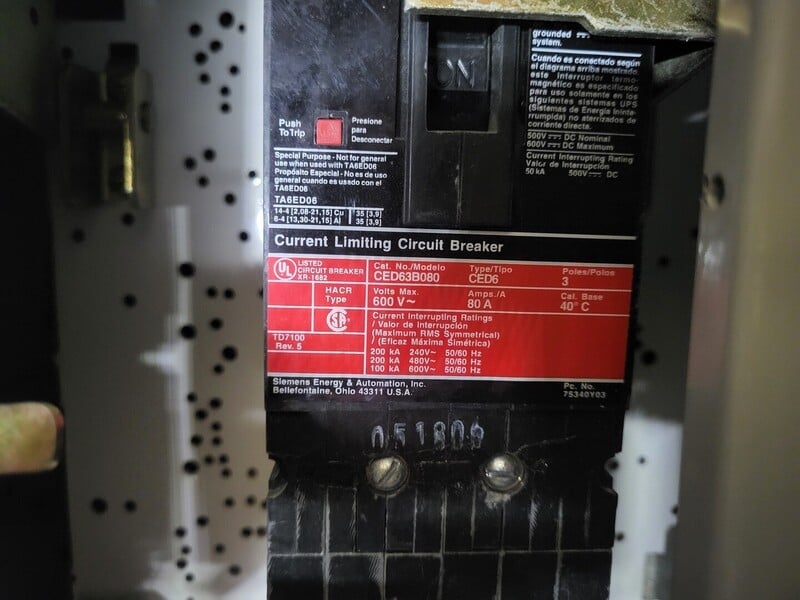Siemens, dual circuit breaker mcc, 80 Amps, 600 V, 50 kA RMS Sym - Image 6