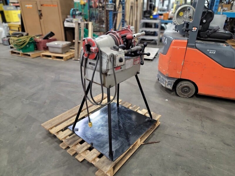 1/4" -2" Wheeler-Rex #6390, pipe threader machine, 120 V., 1-phase, 9 amps., tool & dies - Image 8