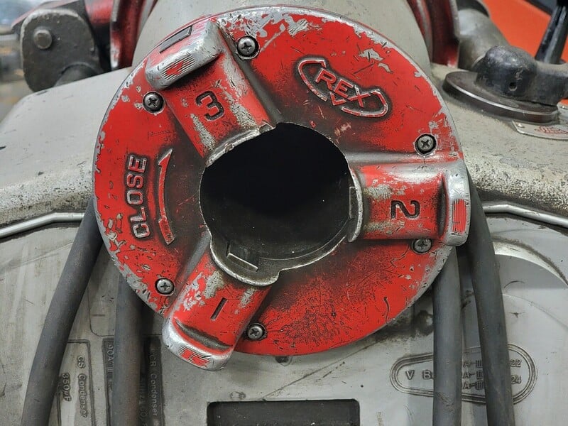 1/4" -2" Wheeler-Rex #6390, pipe threader machine, 120 V., 1-phase, 9 amps., tool & dies - Image 9
