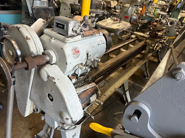 15" x 116" LeBlond #Regal, Engine Lathe, 25-500 RPM, 1" spindle bore, 5 HP, 3-Jaw chuck, tailstock - Image 1