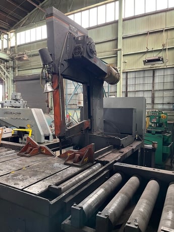 22" x 30" Hem #VT140HM-60, semi-automatic double miter tilting head vertical band saw - Image 3