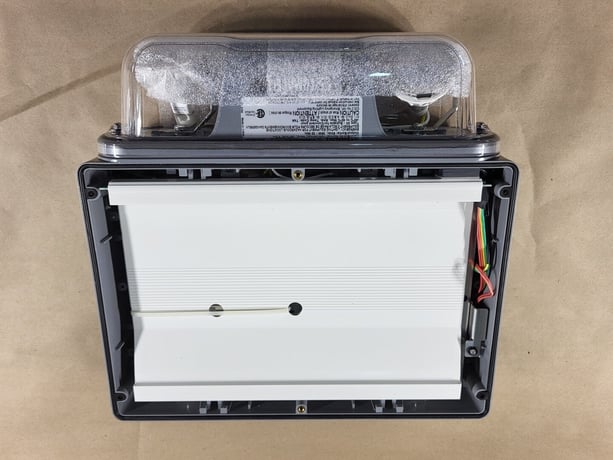 Thomas & Betts #LHCG6L36LD1CW, Pictogram Combo, 120/347 Vac, 6 V, 60 Hz, 4 Watts, MR16 LED - Image 10