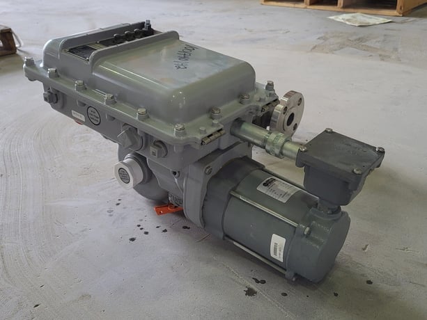 Emerson #1CAA-B, Electric Actuator, w/1.5" Control Valve, 8 RPM, 1/4 HP, 90 VDC, S/N 141881A01, 2014 - Image 8