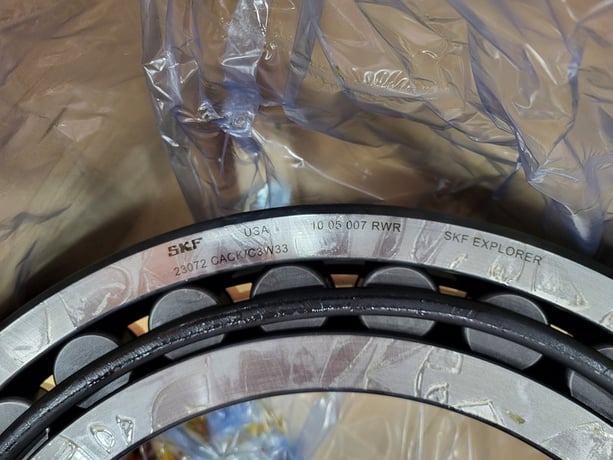 SKF #23072-CACK/C3W33, Spherical Roller Bearing w/Tapered Bore, 360 mm Bore, 540 mm Outside dia., 134 mm - Image 3