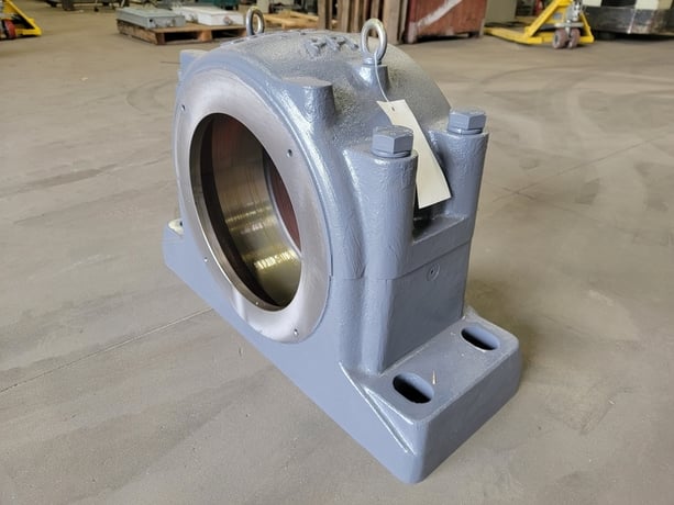 Pramac #SD3056D, Split Plumber Block Bearing Housing, 19.69" H x 960 mm L, 710 mm Distance between Bolts - Image 5
