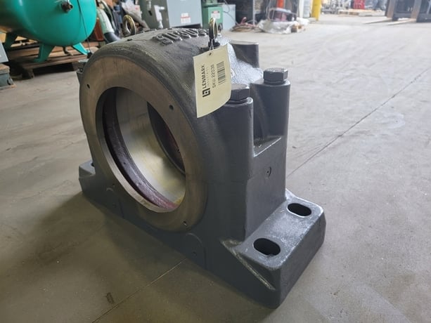 Pramac #SD3056D, Split Plumber Block Bearing Housing, 19.69" H x 960 mm L, 710 mm Distance between Bolts - Image 7