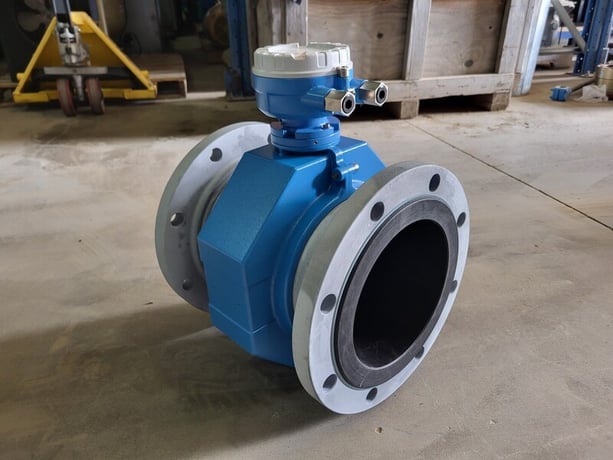 Endress & Hauser #50W2H-UL0A1RC2BAAA, Electromagnetic Flowmeter, 8", Class 150 - Image 3
