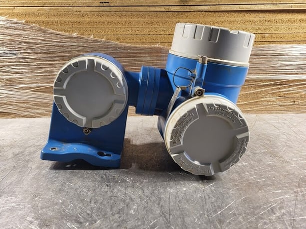 Endress & Hauser #93PA1-AB3F21N6BBAK, Prosonic Flow, 4"-160" Flow Sensor, 2"-60" Sensor Holder, 20-55 VAC - Image 9