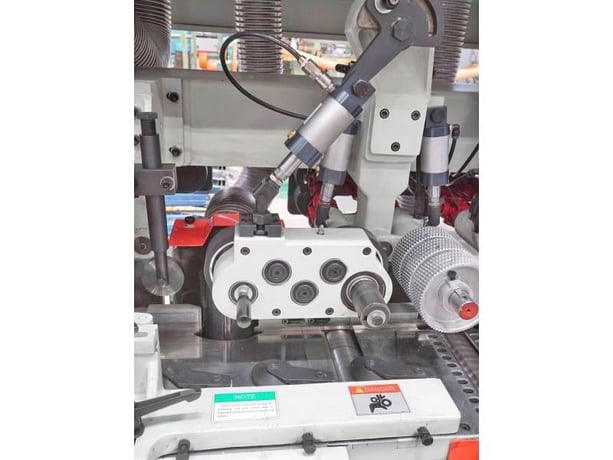 Winter #Timbermax-Deluxe-5-23, feed through moulder, 5-head, 9-1/16" x 6-5/16" capacity, 2018 - Image 7