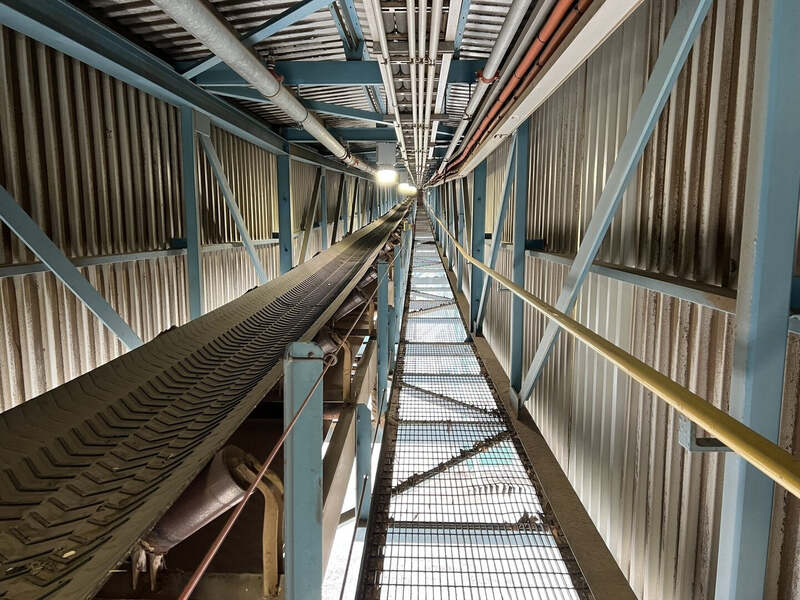 Outdoor Conveyor System, 8 Sections, 91.174 m Overall Length, 30" width Conveyor, 9' 8-1/8" Length per - Image 8