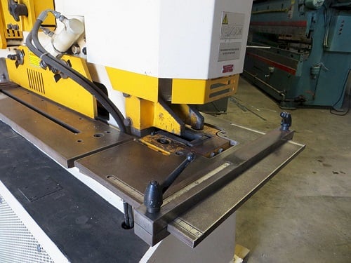 8" x 8" x 3/4" Geka #Hydracrop-165S, hydraulic ironworker, 165 ton, 20" throat, 20 HP - Image 6