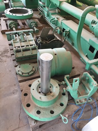700 Ton, Loewy, 5x17" billet, die slide, stump shear, Rexroth hydraulic, new PLC controls, reconditioned - Image 4