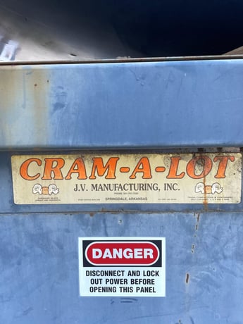 JV Manufacturing #Cram-A-Lot, Compactor w/Baycon Container, 3/16" Floor Sheet, 6" x 2" Container Rails, 10' - Image 4