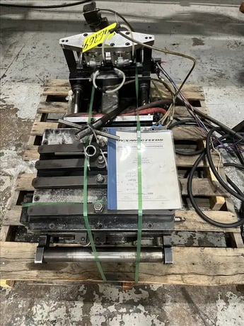 12" x .93" Dynamic Feeds #DX1212, Servo slide feed & pull thru straightener, 1996, S46269 - Image 1