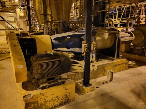 Hymac, tapered plug screw feeder with 100 hp mo - Image 1