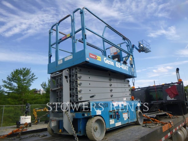 Genie Industries #GS-4047E, Electric Scissor Lift, 1029 hours, S/N GS4715D-1259, 2015 - Image 4