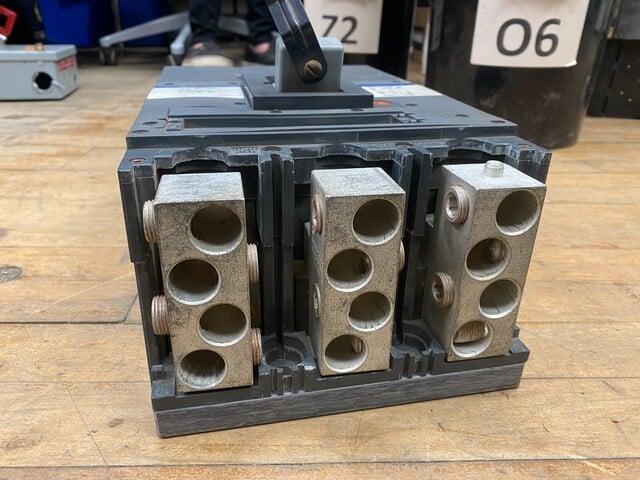 1200 Amps, General Electric, SKHA36AT1200, HI-Break Circuit Breaker, 600V 3P 3PH Plug SRP1200A 1000A - Image 5