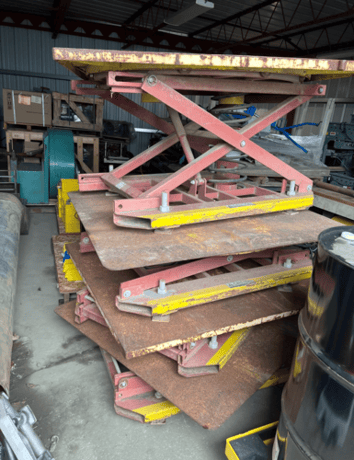 4500 lb. Southworth PalletPal Spring Level Loader/Spring Lift (4 available) - Image 1