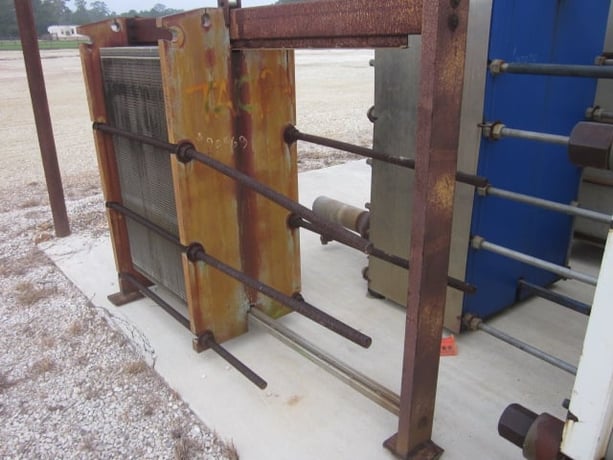1379 sq.ft., Superchanger, UFX-51-6-UP-235, Carbon Steel frame, Stainless Steel plates, 150 psi, 1997 - Image 1