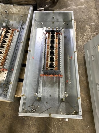 225 Amp. Cutler-Hammer, PRL2a, Pow-R-Line Panelboard, 277/480 Volts (4 available) - Image 2