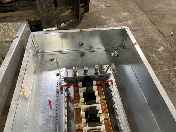 225 Amp. Cutler-Hammer, PRL2a, Pow-R-Line Panelboard, 277/480 Volts (4 available) - Image 4
