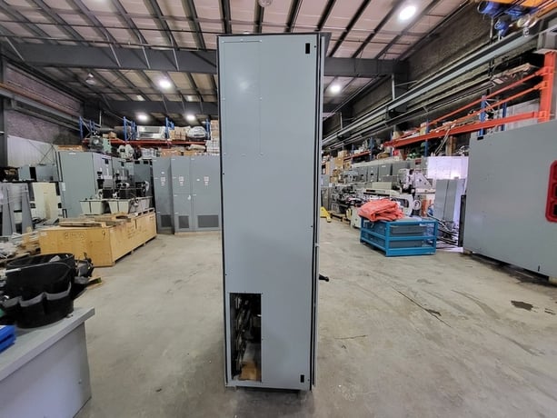 2000 Amps Cutler-Hammer #PRL3000, low voltage switchgear, 4-wire, 347/600 Volts, 3 phase - Image 5