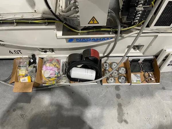 Nagahama Schenck #400-VBRM, engine balancing machine, 23.62" max length, 2015 - Image 9