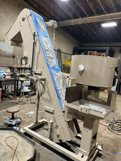 20 cu.ft. Almco #OR-20VA, 60" heavy duty vibratory finishing bowl, automatic system, 1985 - Image 2