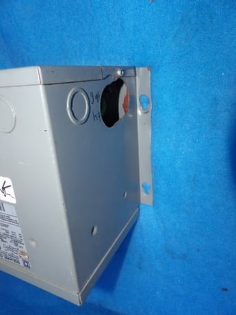 1.5 KVA 240/480 Primary, 24/48 Secondary, Schneider Electric 1.5S82F, dry type, 1 year warranty - Image 6