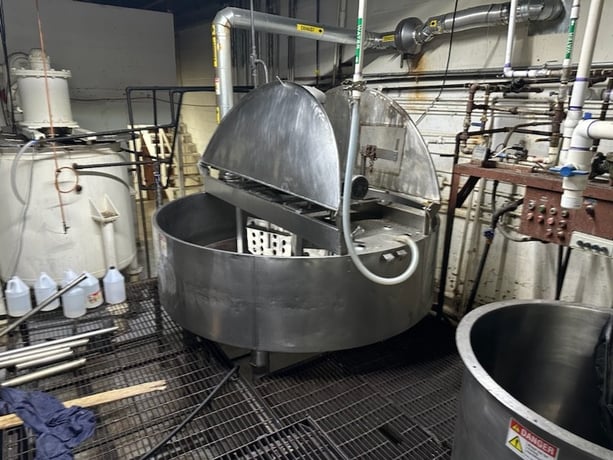 500 gallon Chester Jensen, cooker cooler mixer triple agitation & scrape surface, 1977 - Image 1