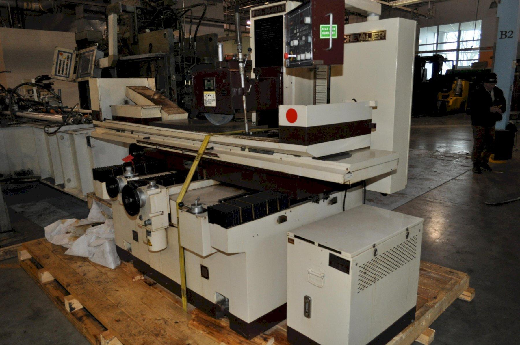16" x 40" Chevalier, hydraulic surface grinder, wheel dresser, rapid down, coolant - Image 2