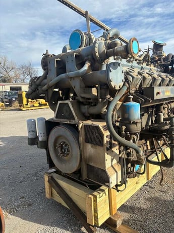 1480 HP @ 1200 RPM, Waukesha #7042-GSI, Natural gas engine core, extender oil pans, 2011 - Image 1