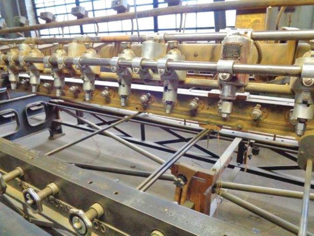 Minnesota #24-8, carving machine, 24-spindles, 8" btwn centers, 72" length capacity, manual table elevation - Image 3