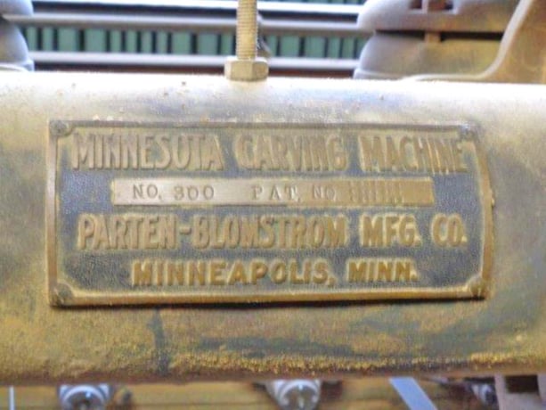 Minnesota #24-8, carving machine, 24-spindles, 8" btwn centers, 72" length capacity, manual table elevation - Image 9