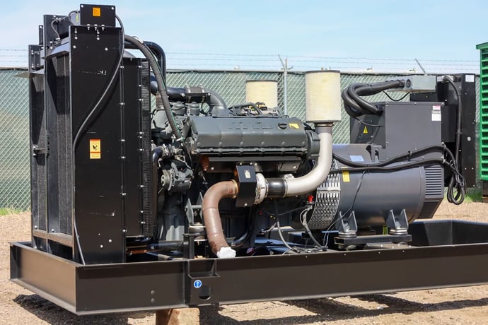 515 KW Generator #IDU1600G20S, open, 277/480 Volts, 5 hours, #088898 - Image 1