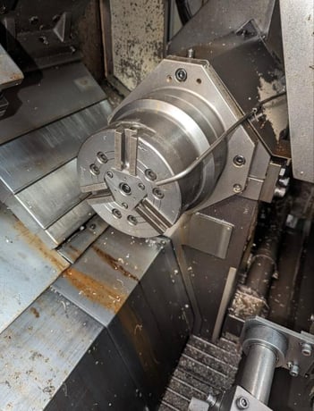 Mazak #SQT-18MS, CNC Lathe, 20.9" sw, 2.1" bar, 34.25" cc, Live Tooling, Sub Spindle, Under Power, 1997 - Image 4