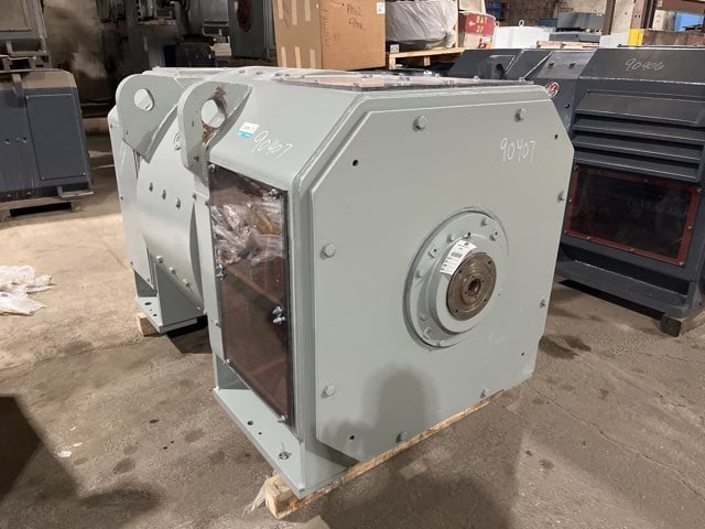 800 HP 650 RPM General Electric, Frame 6774, DPFVBB, 500 VA, 240/120 VF - Image 1
