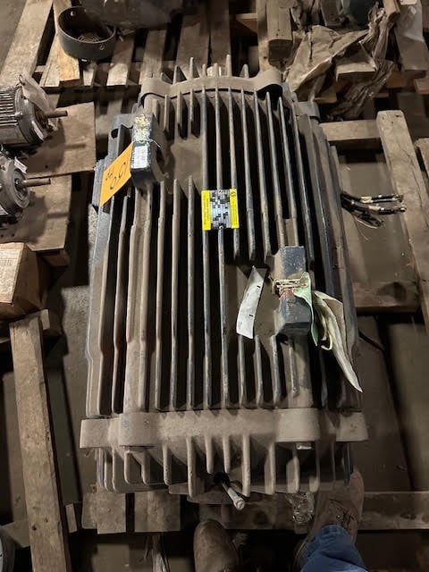 150 HP 1192 RPM Blue Max, Frame 447/9T, 460 Volts, Induction Motor, electrically OK - Image 2