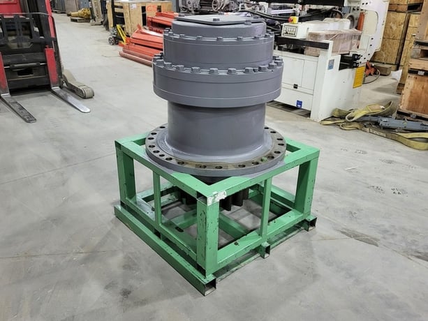 Hitachi #9217606, transmission, new surplus - Image 9