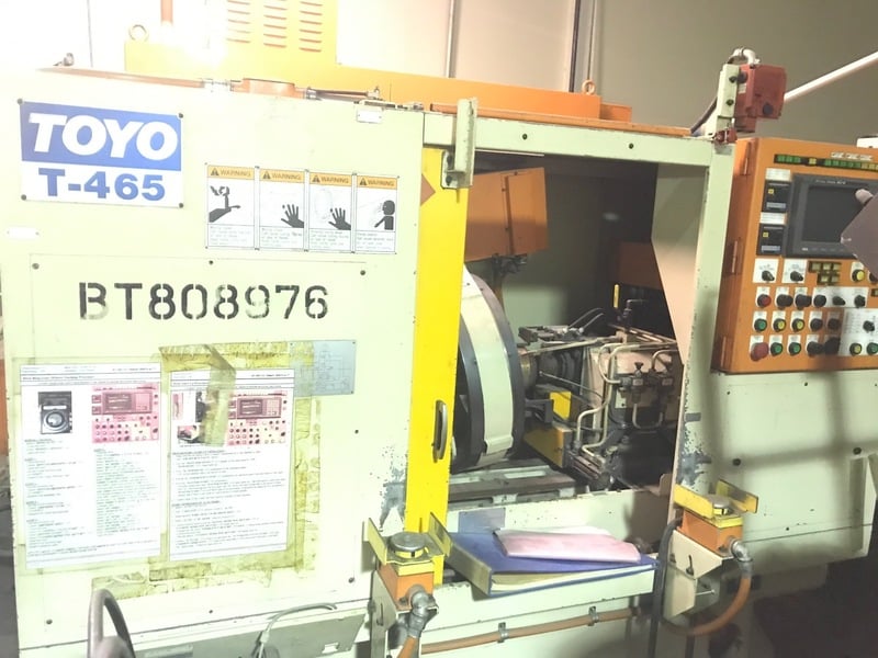 Toyo #T-465, 5-Axis Fanuc 160M CNC Control, power stock, 400mm honing wheel, coolant system, 2001 - Image 2