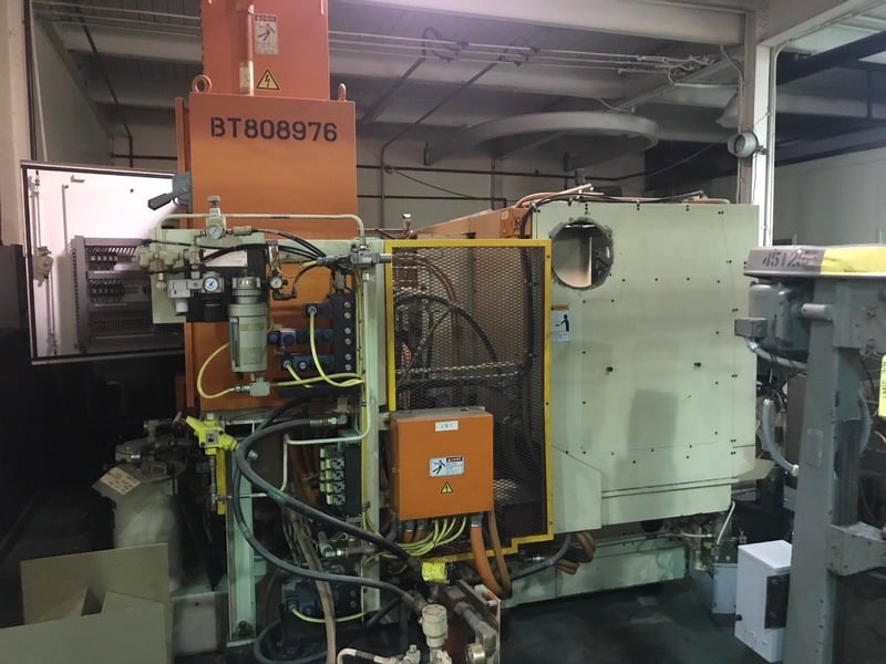 Toyo #T-465, 5-Axis Fanuc 160M CNC Control, power stock, 400mm honing wheel, coolant system, 2001 - Image 3