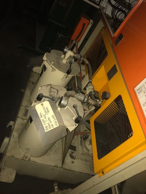 Toyo #T-465, 5-Axis Fanuc 160M CNC Control, power stock, 400mm honing wheel, coolant system, 2001 - Image 5
