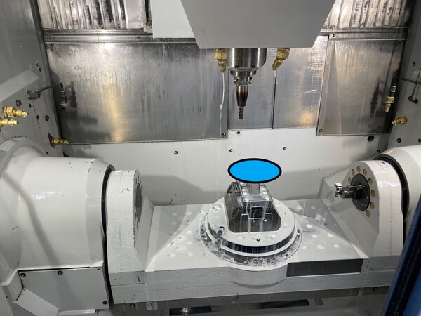 Chiron #FZ-12FX, 5-Axis CNC High Speed Plus vertical machining center, Fanuc 31i-B5, 21.6" X, 15.7" Y, 16.5" - Image 5