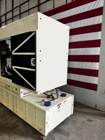 200 KW Model #EPG200P, diesel generator, sound attenuated enclosure, 120/208 Volts, critical silencer, new - Image 3