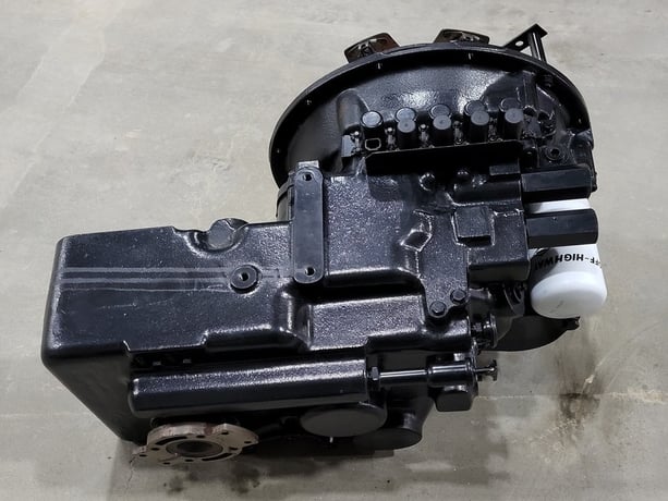 Boart Longyear, HD65, spicer dana transmission assembly, new surplus - Image 8