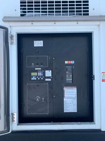 225 KW Generac #MGG350N2, natural gas generator, sound attenuated enclosure, 4 hours, 2014 - Image 5