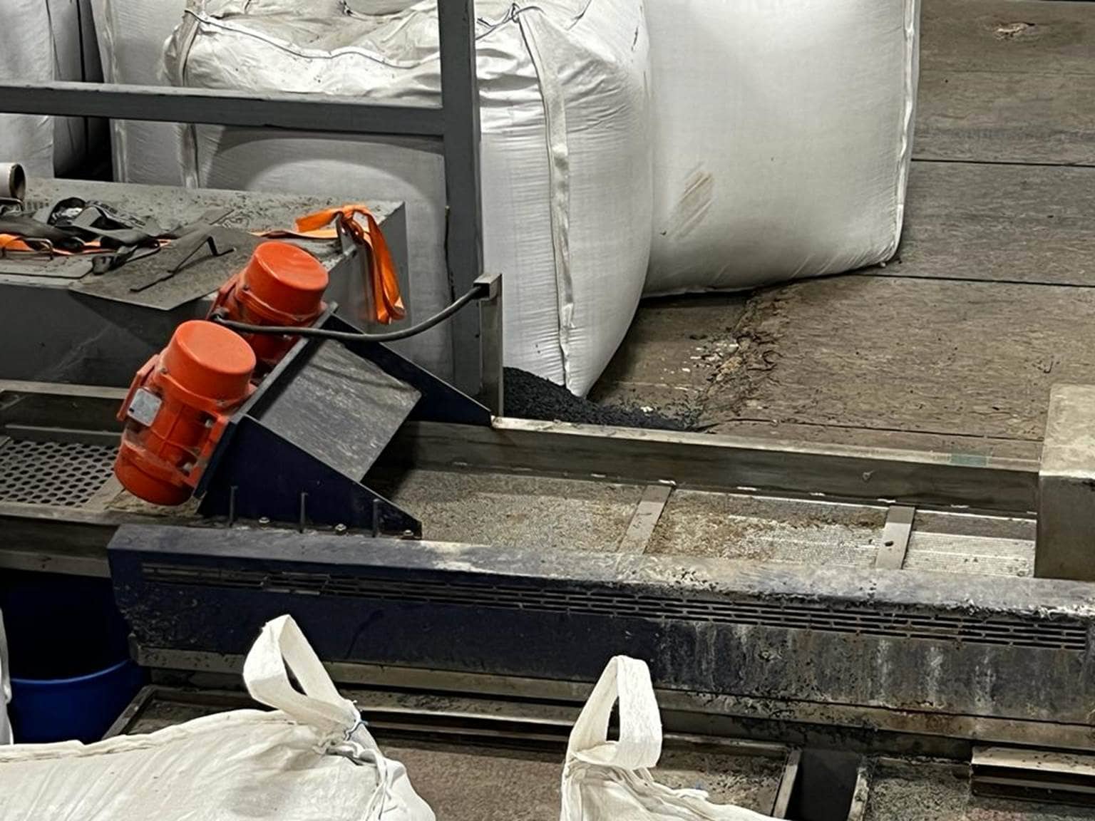 Purui #SJ200/200, dual stage 8" single screw pelletizing system, spiral feeding conveyor, 2018 - Image 5